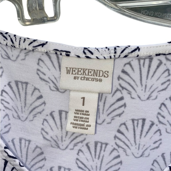 Weekends by Chico shell pattern Coastal white & Blue Women's Top / tee size M - Picture 3 of 6